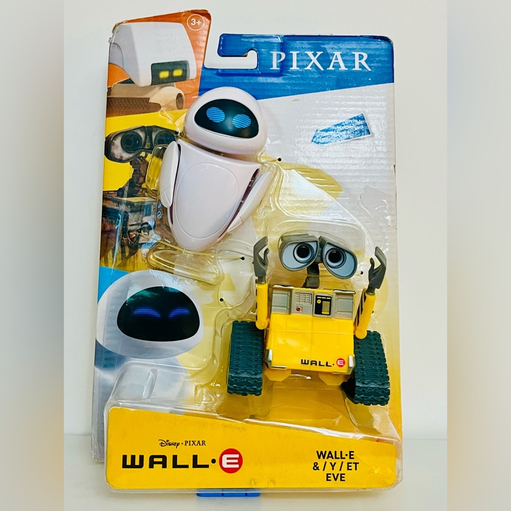 Disney Pixar Wall-E & Eve Collectible Action Figures NEW
